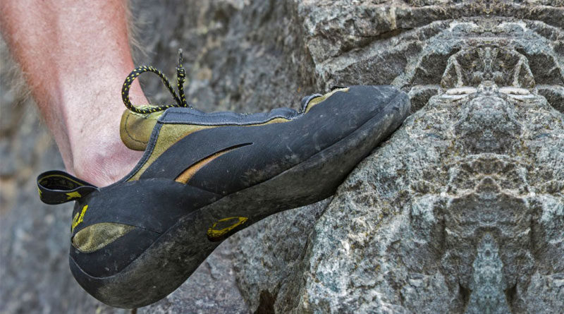 How Much Do Climbing Shoes Stretch?